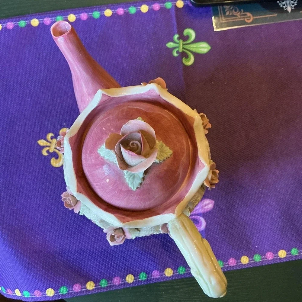 Antique‎ Majolica Teapot Pink Victorian 3D Roses (Damaged)